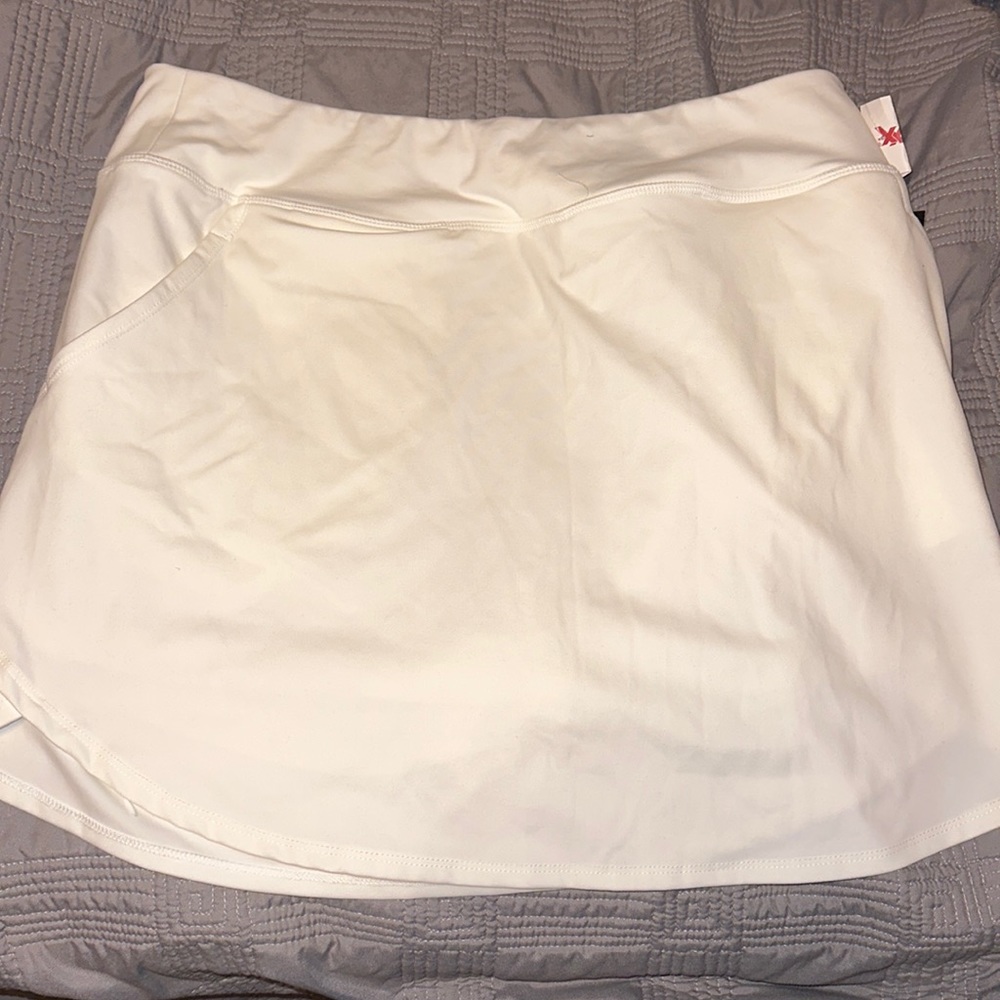 NWT white skort